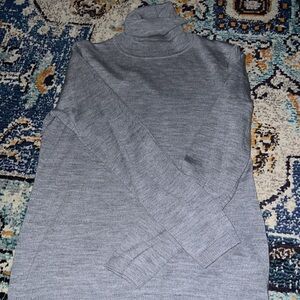 Pendleton M heathered  grey merino wool turtleneck. NWOT no signs of wear.